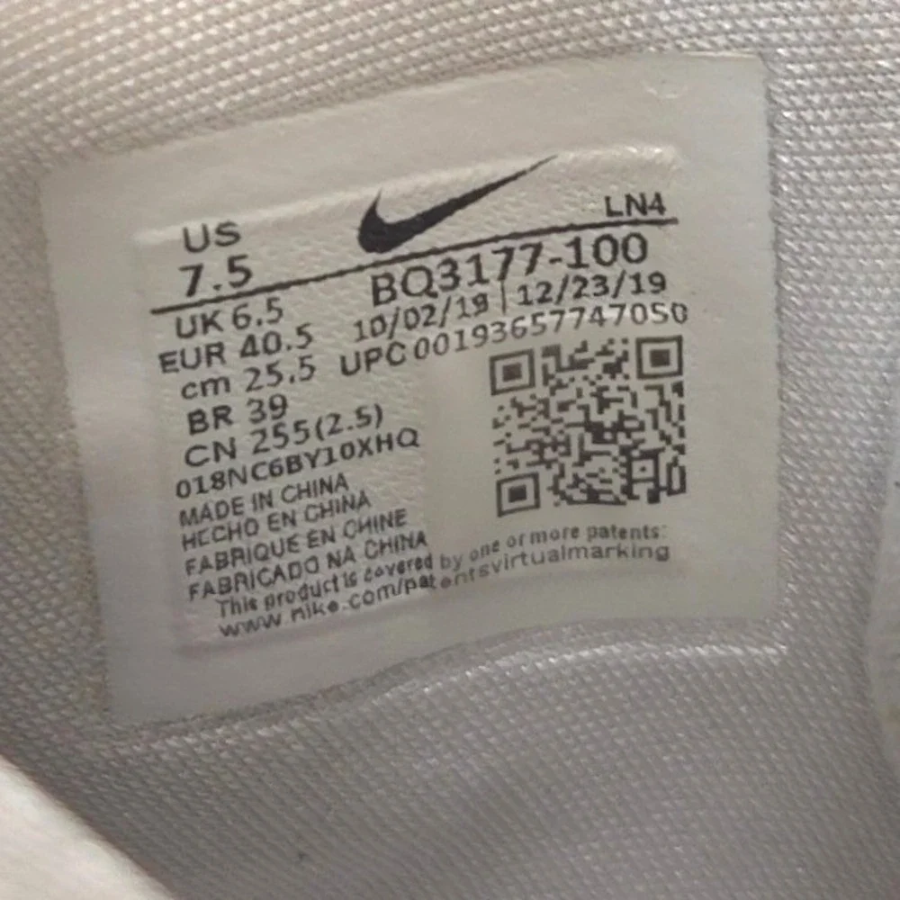 Nike LeBron 17 Air Command Force Men 7.5 Women 9 White Shoes Sneakers BQ3177-100